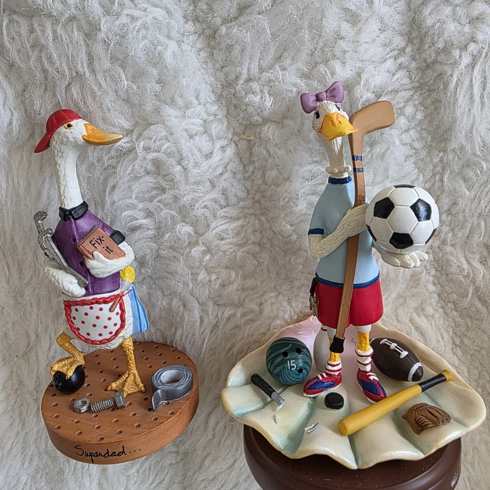 Pearl charming goose